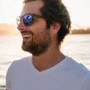 Handsome, tall and tanned guy wants to meet shy woman in Baltimore